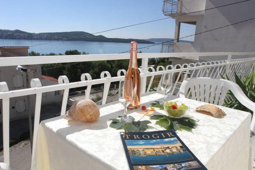 Lana Apartments Τρογκίρ Εξωτερικό φωτογραφία